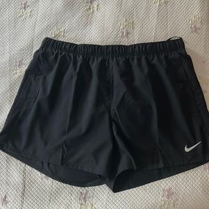 Nike Challenger Short. Size XL Men’s. Black
